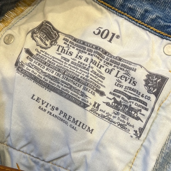Levi’s Straight Leg Light Wash Jeans 29 - Picture 6 of 6
